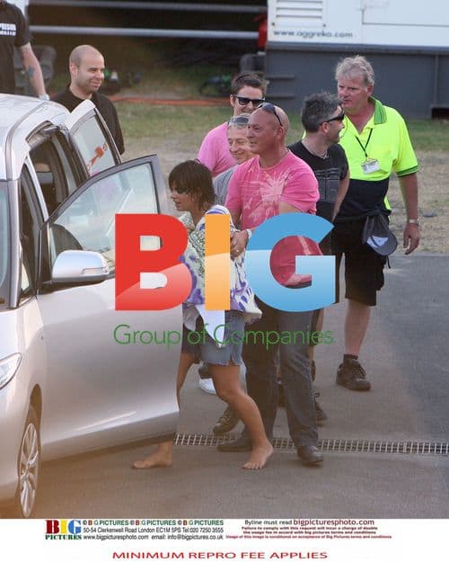 Lily Allen Backstage Tumble