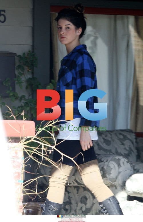 Shenae Grimes Smoking on Porch