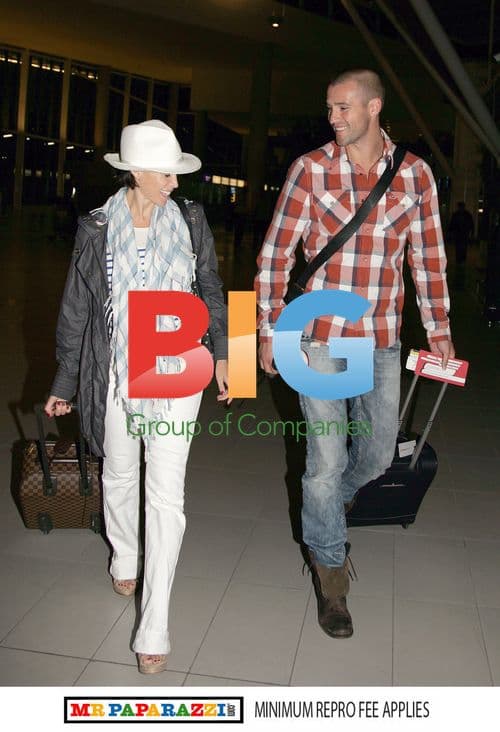 Dannii Minogue and Kris Smith Leave Cape Town