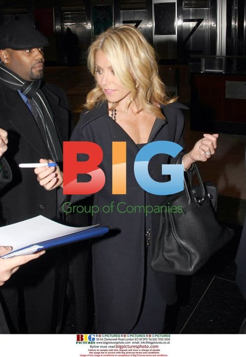 Kelly Ripa Leaves 'Cop Out' Premiere Party