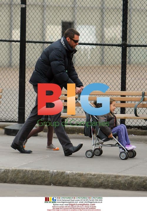 Hugh Jackman picks up daughter Ava from school