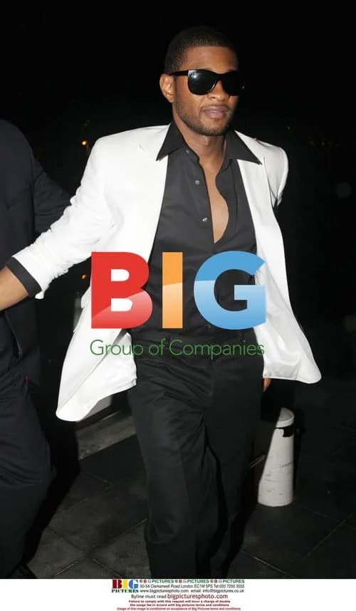 Usher Arrives for New Year's Eve Party