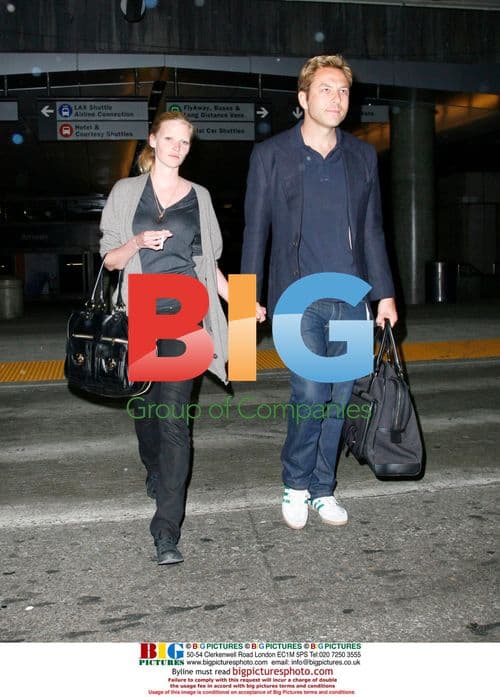 David Williams Leaving LAX with Girlfriend