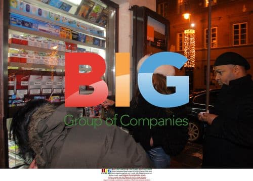 La Toya Jackson Shopping in Warsaw