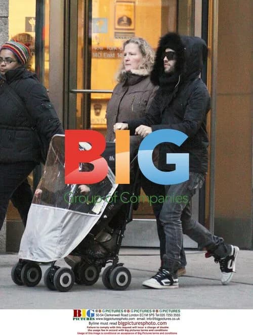 Pete Wentz and son Bronx run errands