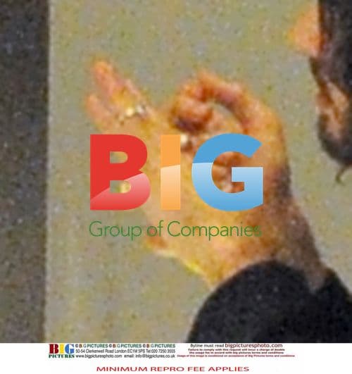 Russell Brand shopping for ring