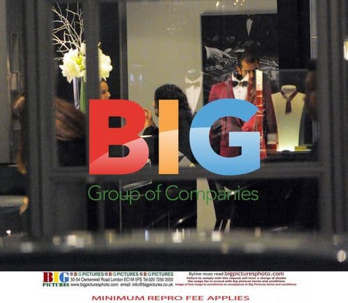 Russell Brand shopping at Cartier's