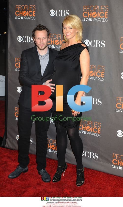 Jenna Elfman and Bodhi Elfman at People's Choice Awards 2010