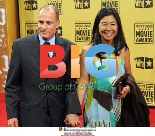 Woody Harrelson and wife at Critics' Choice Awards