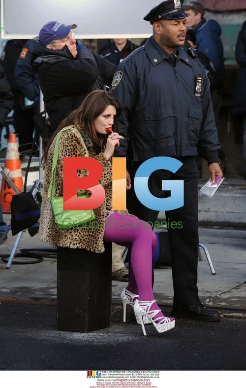Mischa Barton on SVU Set