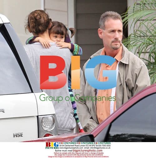 Elin Nordegren's nanny takes daughter to school