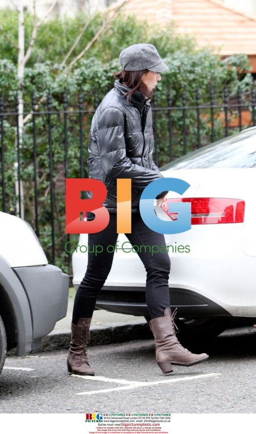 Christine Bleakley Leaves Flat in London