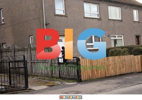 Susan Boyle Waves After Break-In