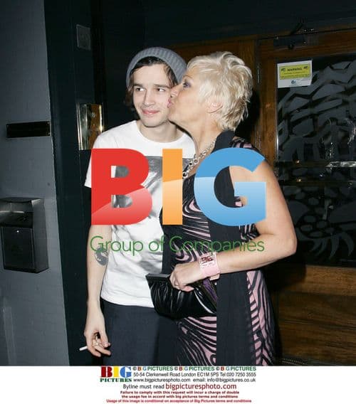 Denise Welch leaves Groucho's in Soho