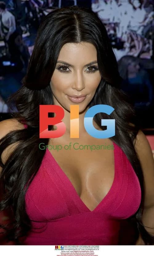 Kim Kardashian Unveils Wax Figure