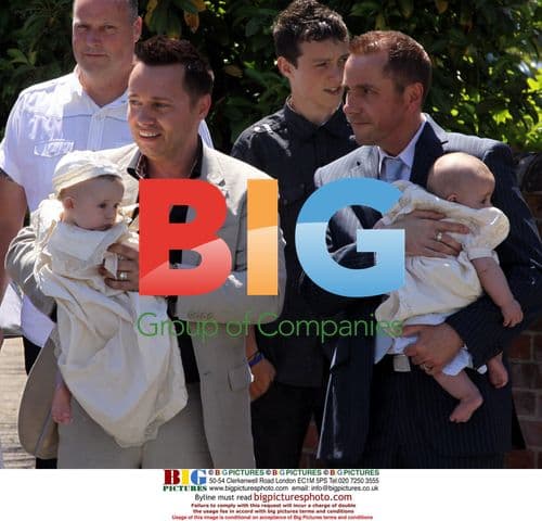 Gay Couple Registered as Fathers of Twins