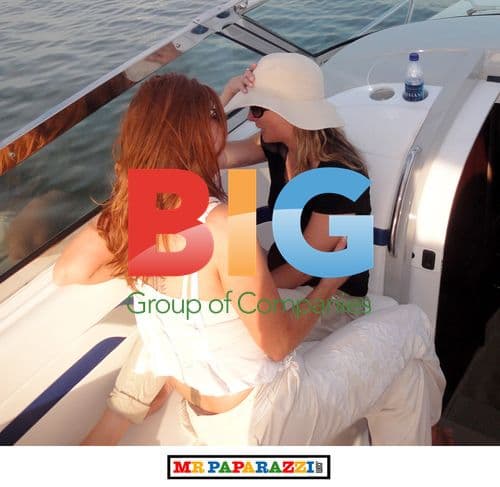 Angie Everhart and girlfriend Jennifer on yacht