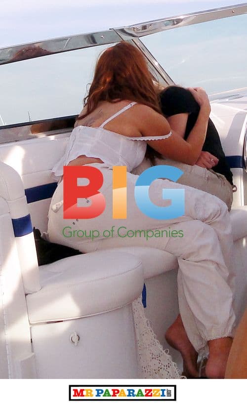 Angie Everhart spotted with girlfriend on yacht