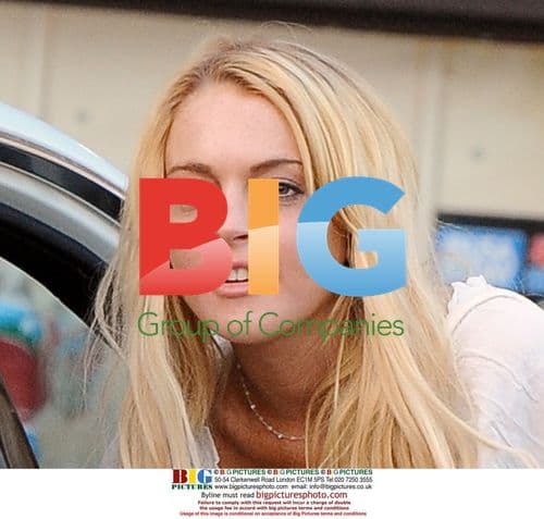 Lindsay Lohan 7-Eleven Run