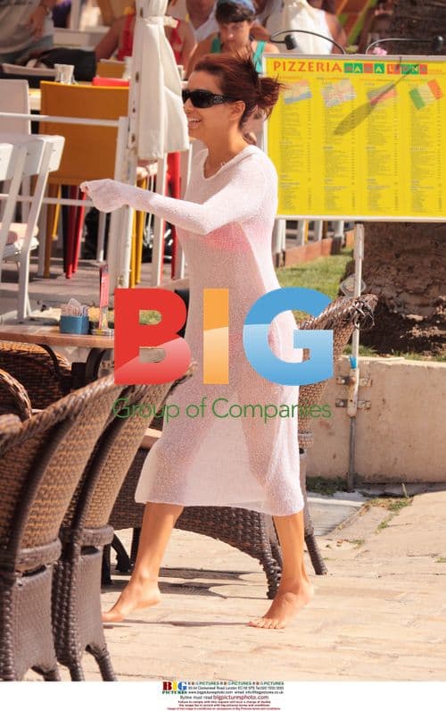 Eva Longoria and friends relax in Hvar