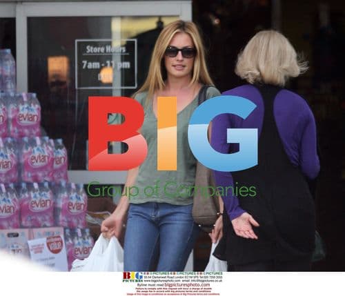 Cat Deeley Runs Errands in LA