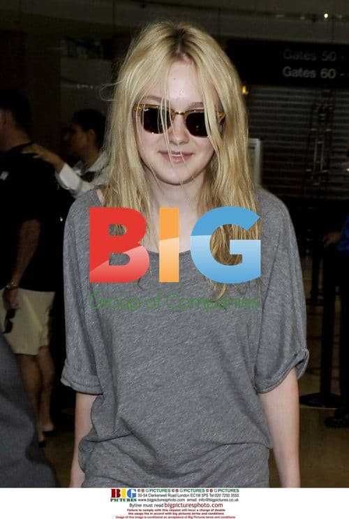 Dakota Fanning at LAX Airport