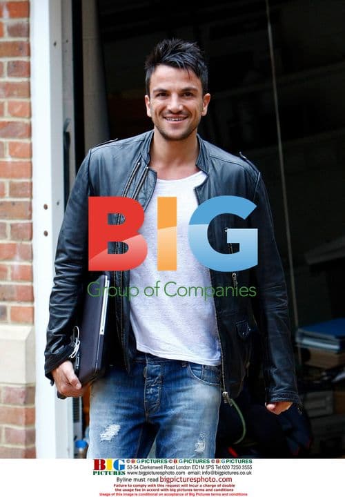 Peter Andre Spotted in Surrey, UK