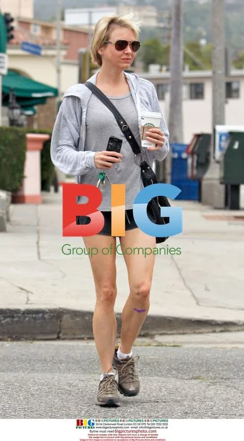 Renee Zellweger Getting Coffee in LA