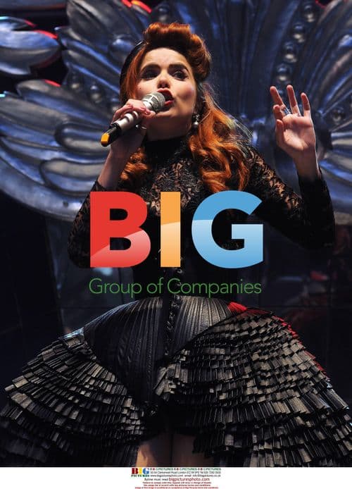 Paloma Faith and Candi Staton Perform in Dublin