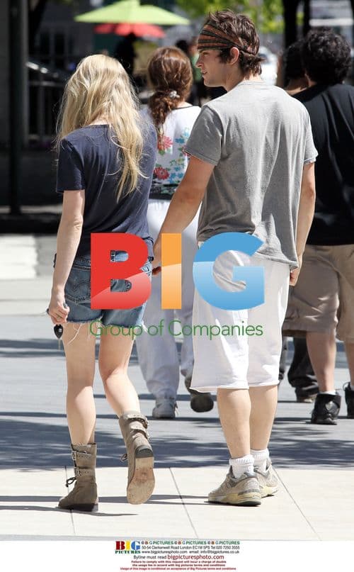 Amanda Seyfried and Shiloh Fernandez Prepare for 'Red Riding Hood'