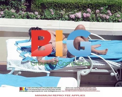 Wayne and Coleen Rooney Poolside in USA