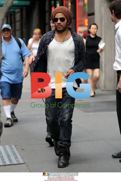 Lenny Kravitz Walks in NYC