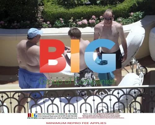 Wayne Rooney and Coleen Rooney Poolside in Las Vegas