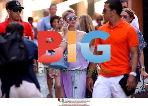 Paris Hilton and Nicky Hilton Shop in Portofino
