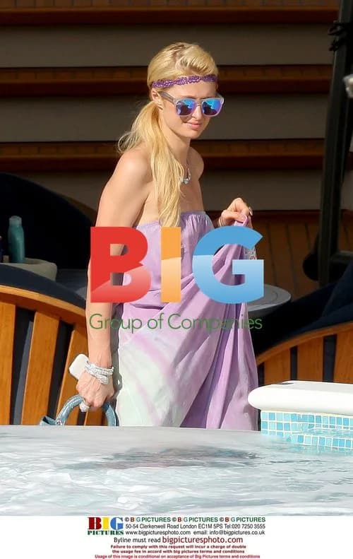 Paris Hilton and Nicky Hilton Shopping in Portofino