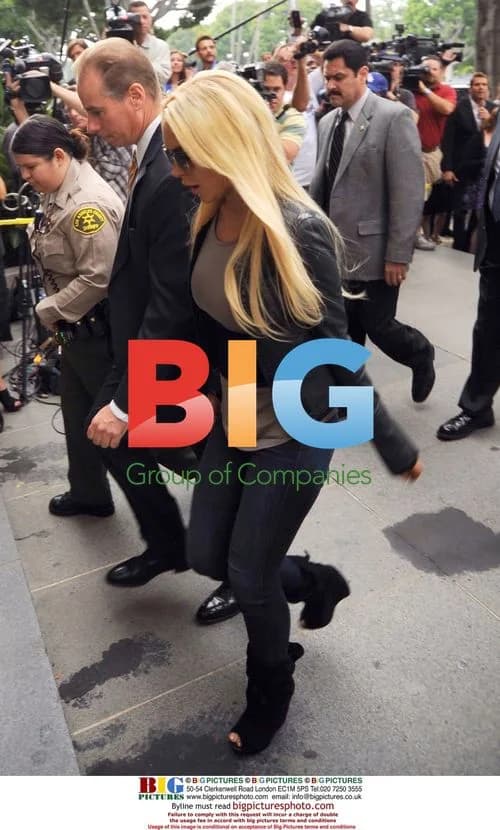 Lindsay Lohan Courthouse Arrival