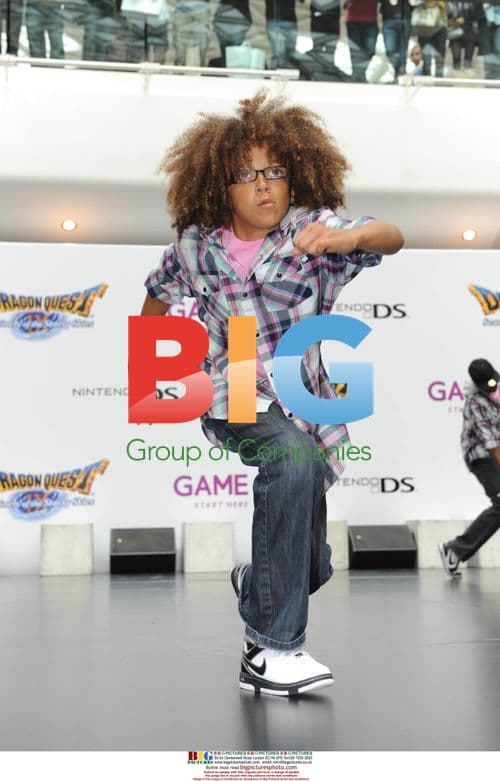 Diversity Perform at Dragon Quest Launch