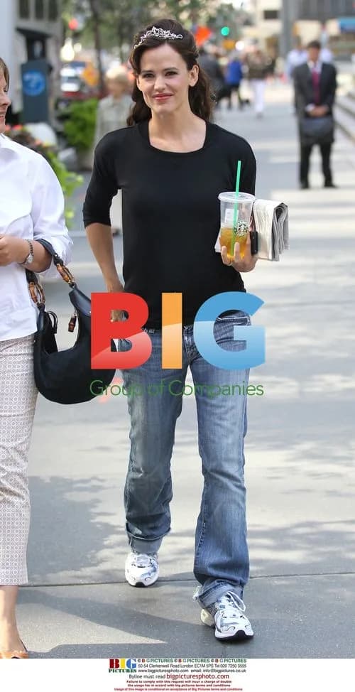 Jennifer Garner on 'Arthur' Set
