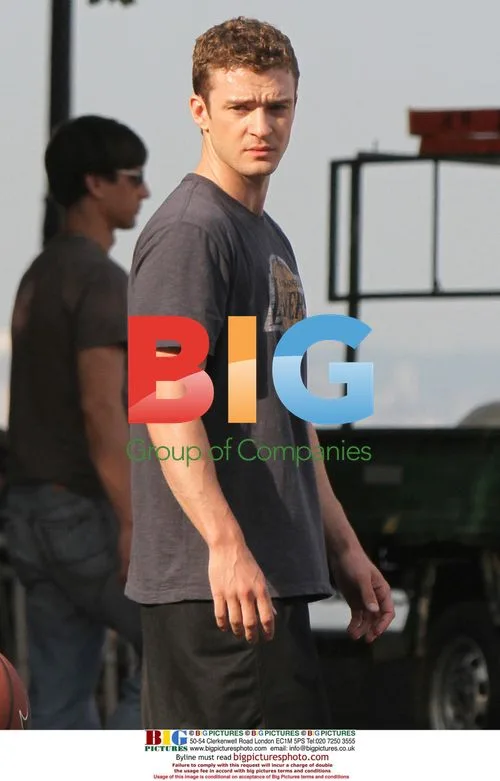 Justin Timberlake on Set of "Friends With Benefits"
