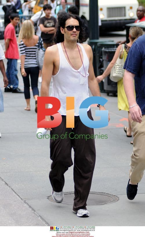 Russell Brand filming 'Arthur' in NYC