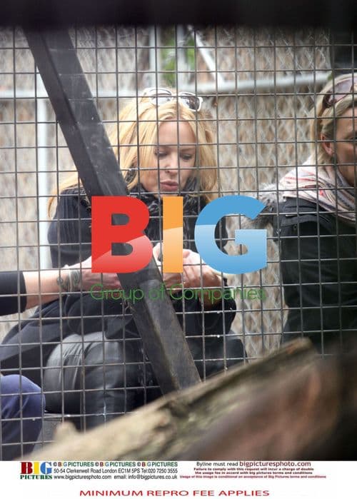 Kylie Minogue and Andres Velencoso at Melbourne Zoo