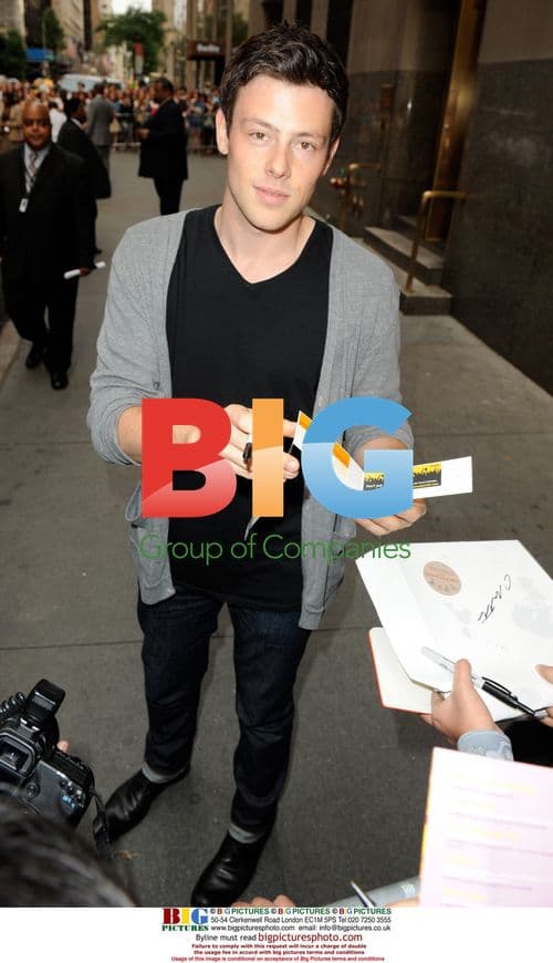 Cory Monteith Greets Fans at Glee Tour Stop