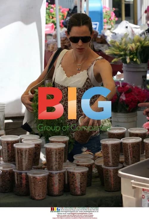 Jennifer Garner at Farmers Market