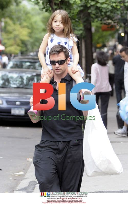 Hugh Jackman picks up kids from dance class