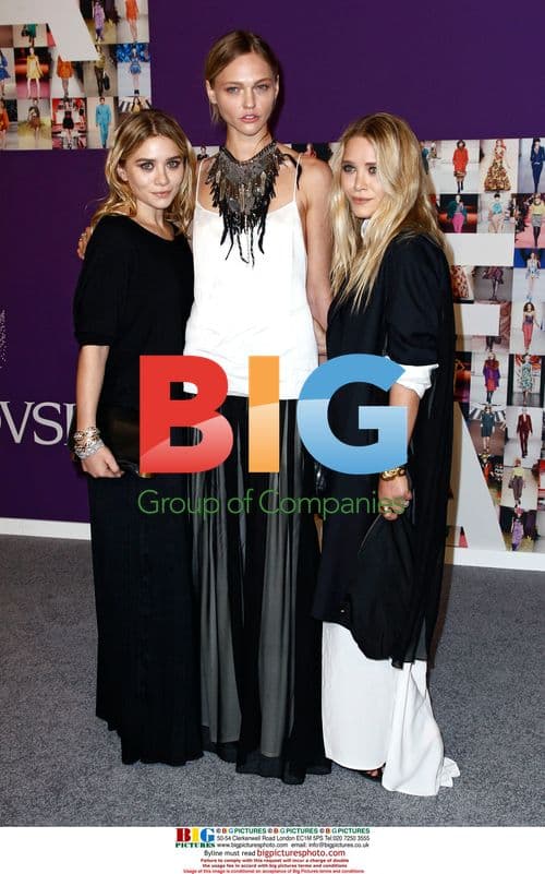 Ashley Olsen, Sasha Pivovarova and Mary-Kate Olsen at CFDA 2010