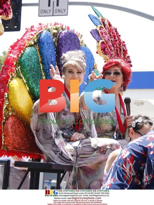 Kelly & Sharon Osbourne at L.A. Gay Pride Parade
