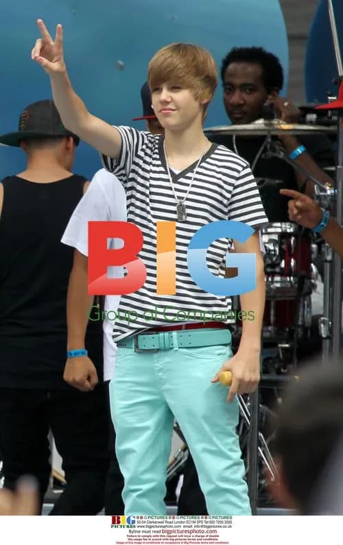 Justin Bieber Rehearsing for 2010 MMVA