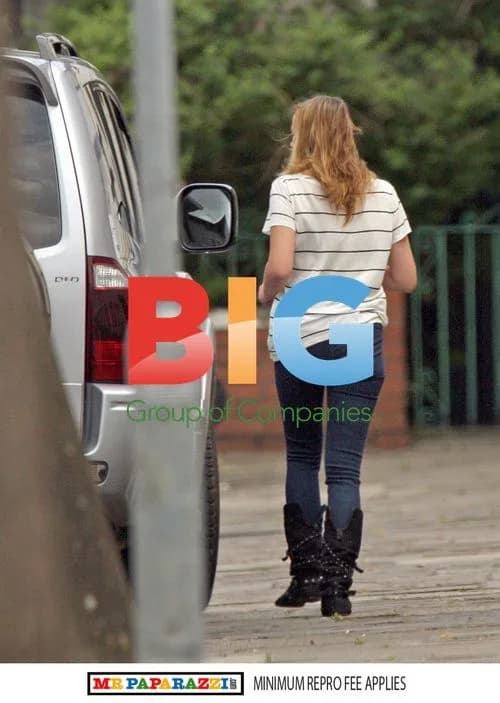 Charlotte Church Stops for Gas, Leaves Kids in Car