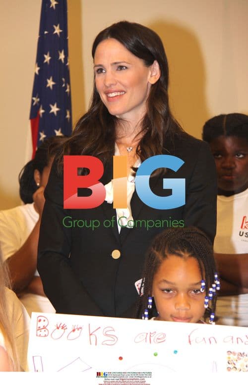Jennifer Garner Attends Education Press Conference