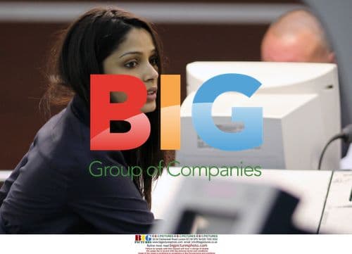 Freida Pinto Arrives at YVR Airport